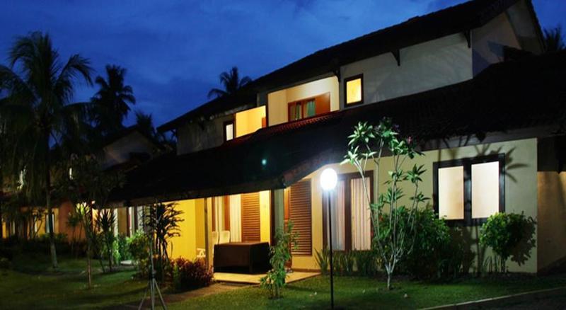 The Jayakarta Anyer Hotel Buitenkant foto