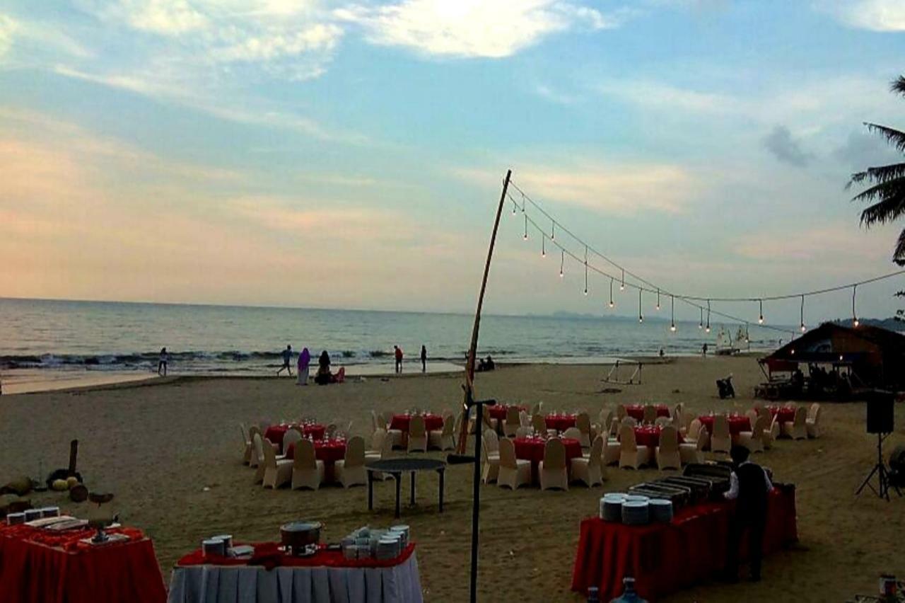 The Jayakarta Anyer Hotel Buitenkant foto